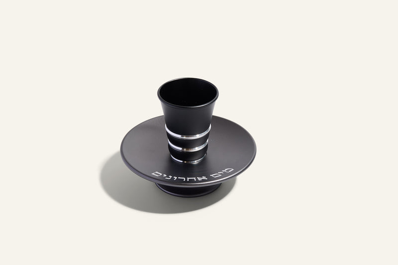 מים אחרונים Tumbler