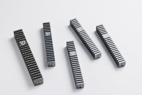 בית מזוזה ריבוע מחורץ בסגנון Grooved (SET)