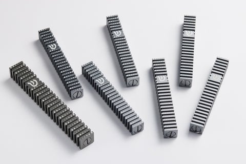 בית מזוזה ריבוע מחורץ בסגנון Grooved (SET)