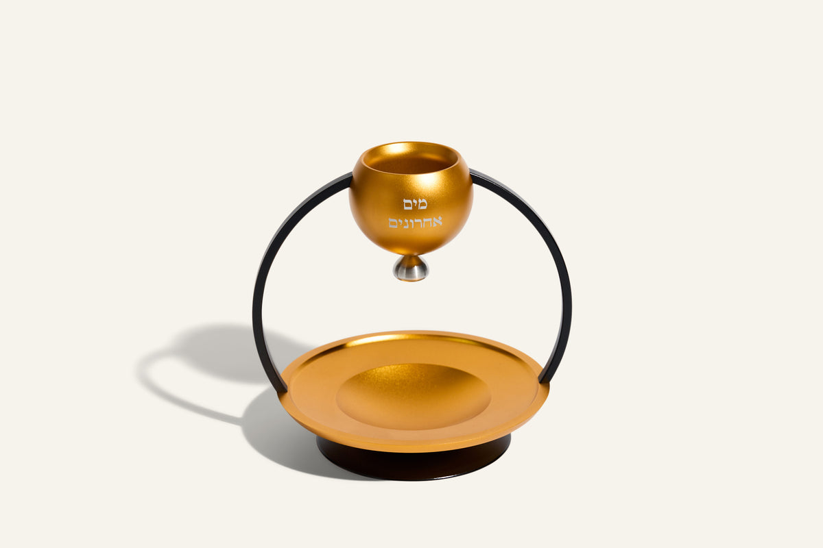 מים אחרונים מודרניים בסגנון Sleek