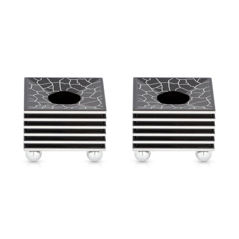 זוג מחזיקי נרות מרובעים לשבת מדגם Grooved