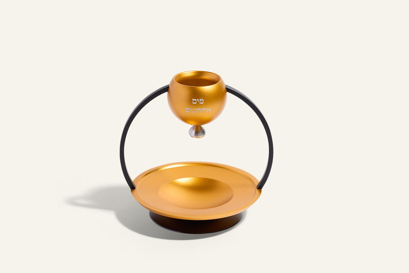 מים אחרונים מודרניים בסגנון Sleek